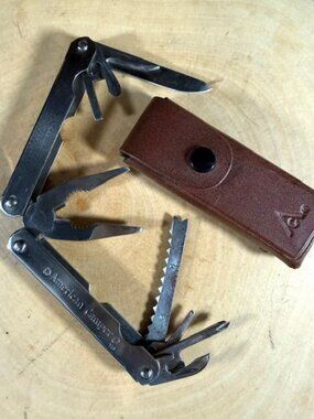 Vintage American Camper Multi-Tool + Brown Leather Back Belt Strap Carrying Case